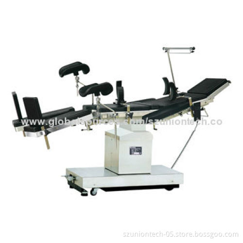 Electric operation table with electric gear